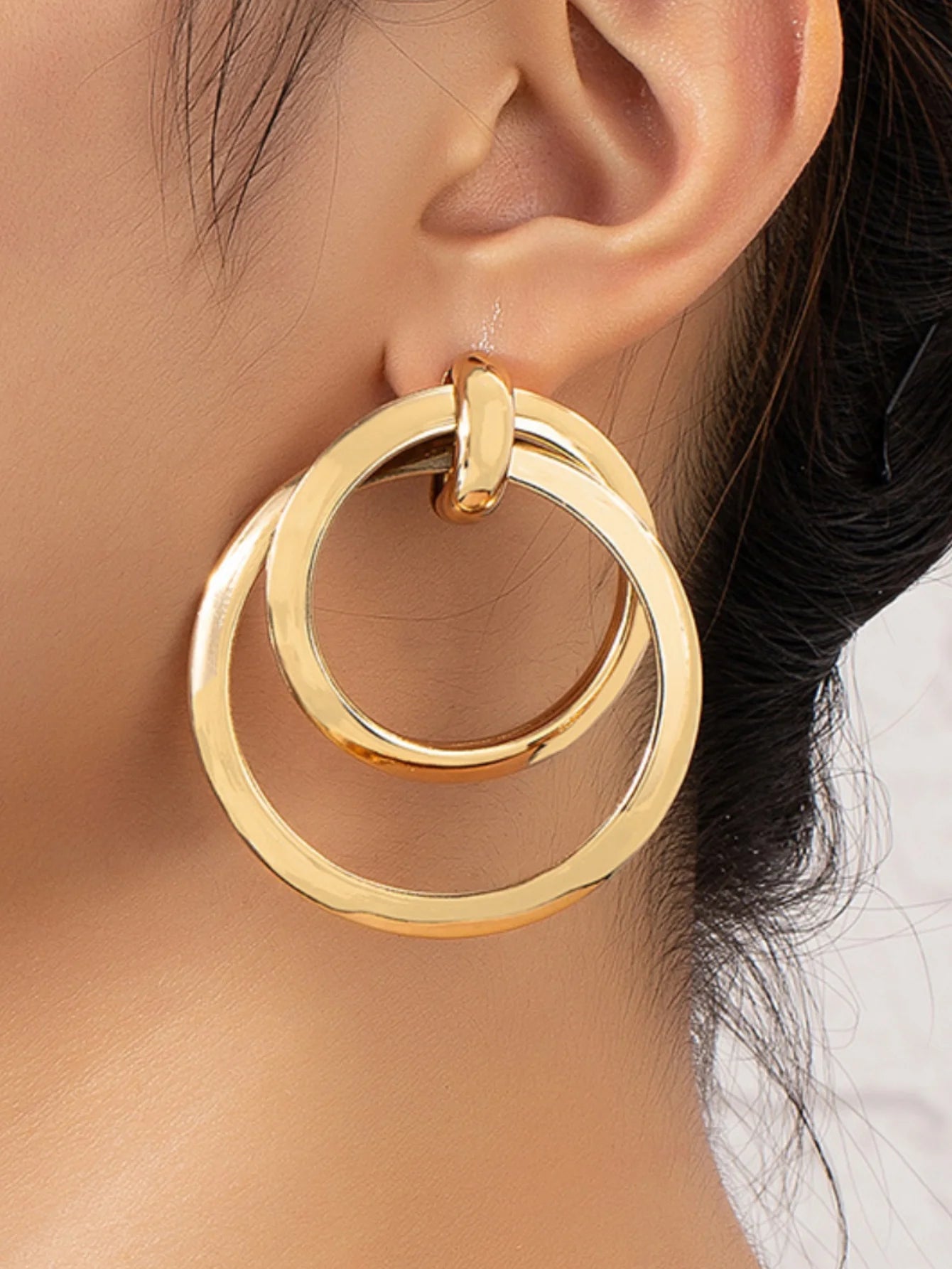 2 Piece Geometric Circle Earrings