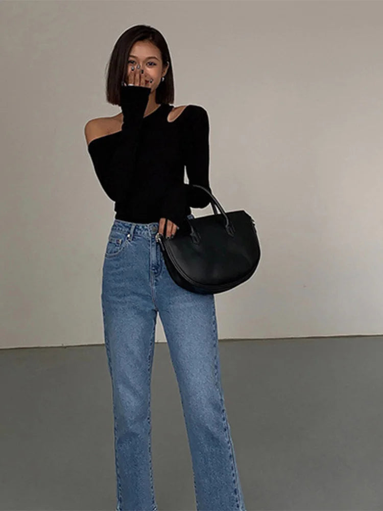 Off-shoulder Long-sleeved T-shirts