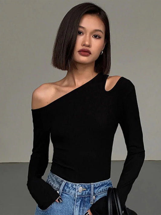 Off-shoulder Long-sleeved T-shirts