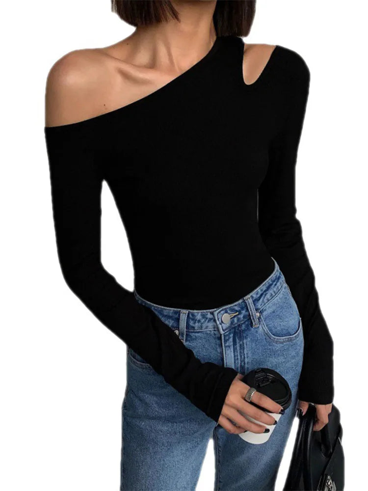 Off-shoulder Long-sleeved T-shirts